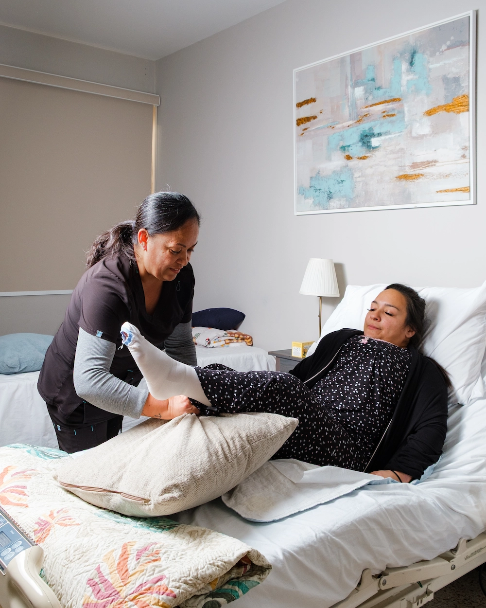 Cuidados especializados por médicos y enfermeras para mommy makeover, bbl y más solo en Palmas recovery abierto todos los meses del año